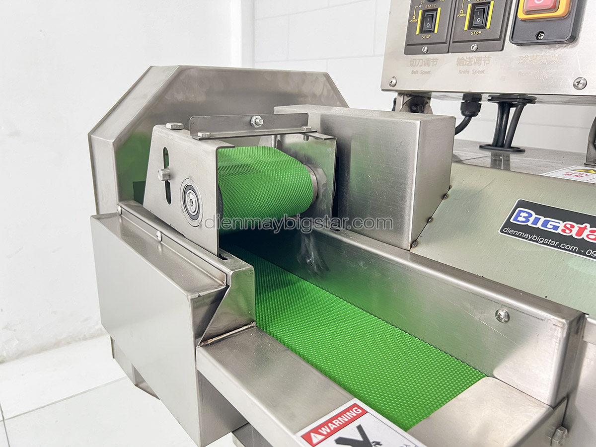 Tư vấn máy cắt rau củ công nghiệp theo nhu cầu mà bạn cần biết 14 may cat rau cu qua bang tai nho yqc 803 tr 1